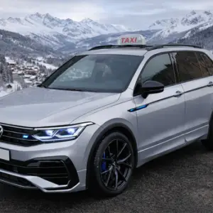 Taxi équipé pour circuler en hiver